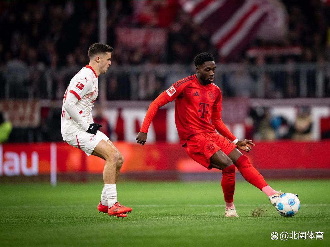 拜仁主场击败斯图加特,凯恩点射破门的简单介绍 拜仁主场击败斯图加特,凯恩点射破门的简单介绍